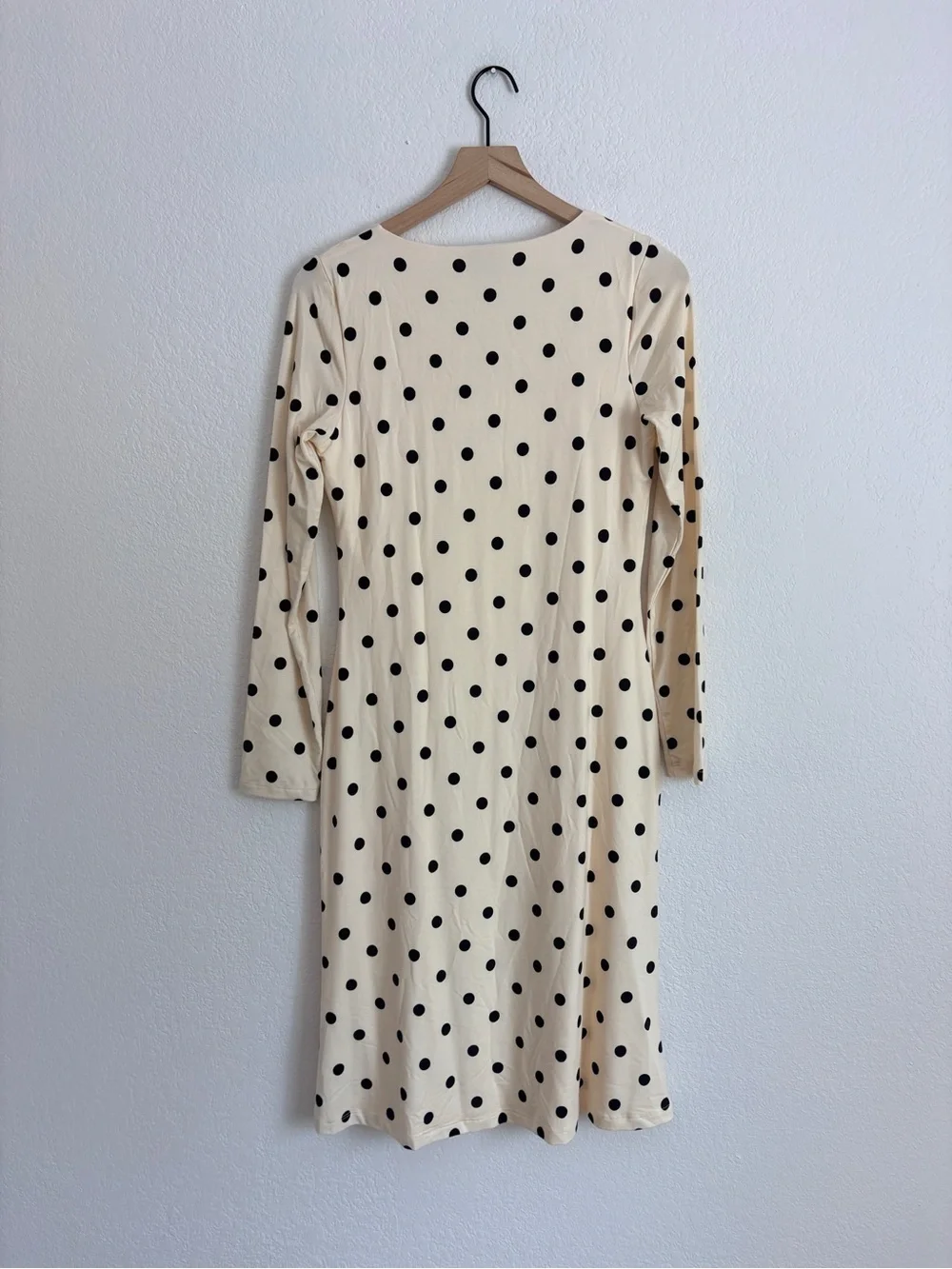 Reformation Davi Knit Dress in Sundae Dot - Picture 6 of 14